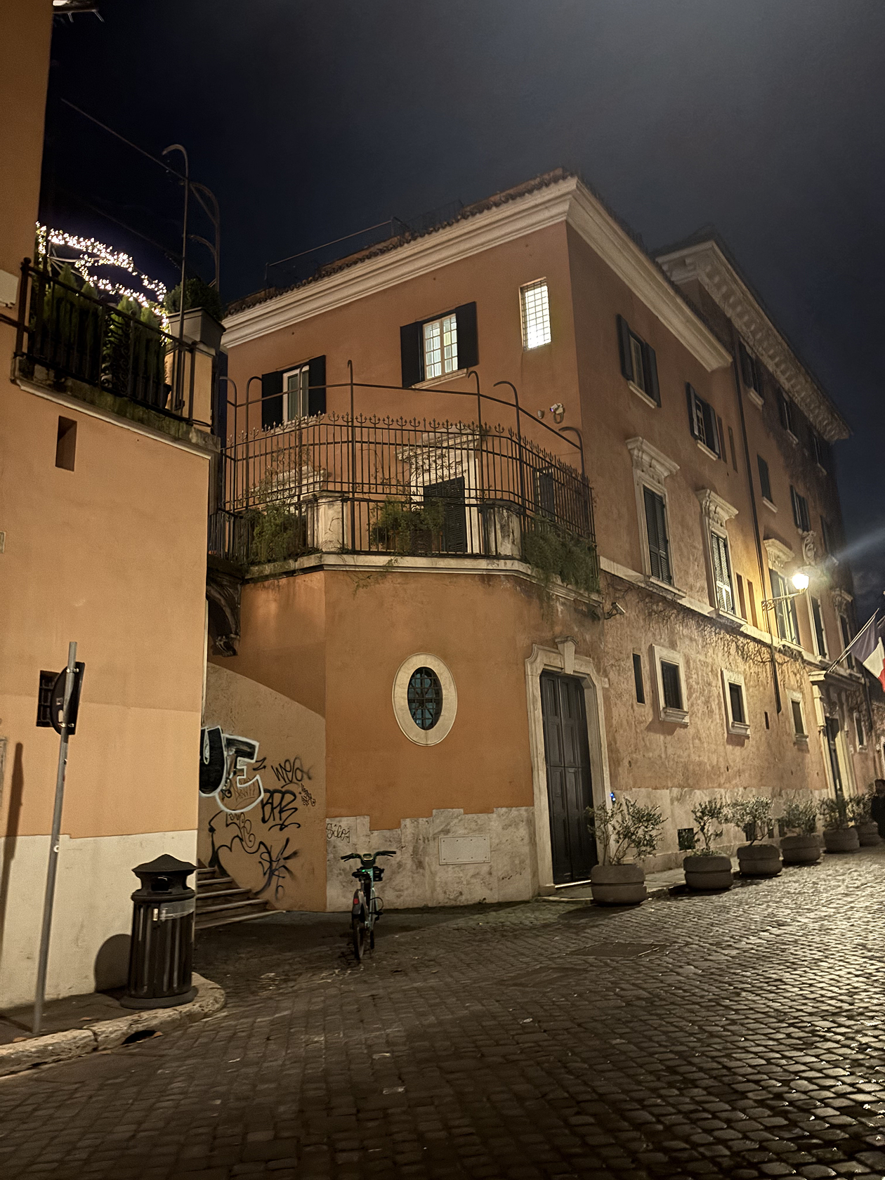 Рада, что именем Джулия названа красивая улица