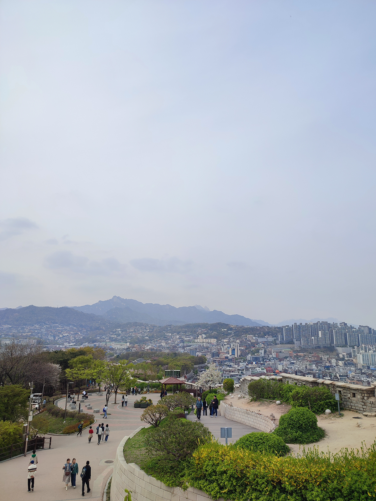 Вид на Сеул из парка «Наксан»