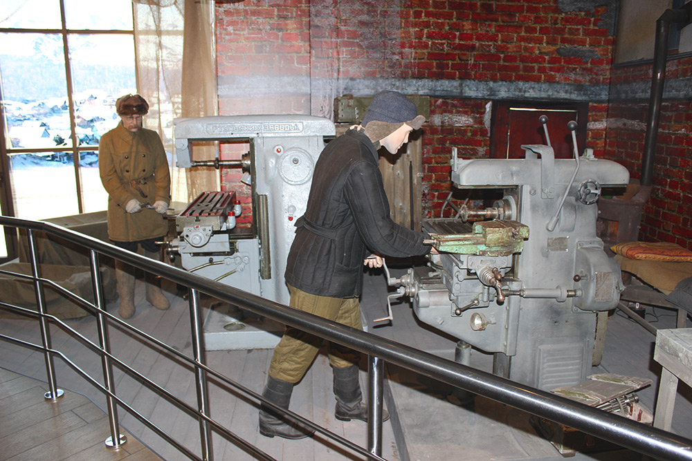 Инсталляция «Мастерская оружейного завода во время Великой Отечественной войны»