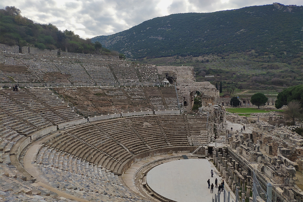 Амфитеатр в Эфесе