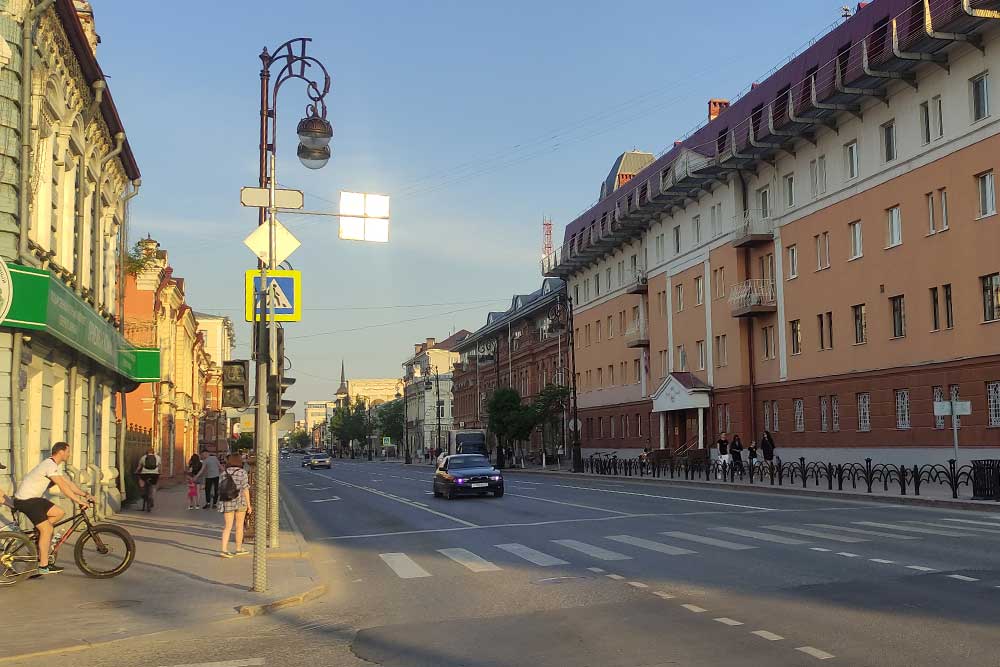 Улица Республики. Она самая длинная в городе — около 10 километров