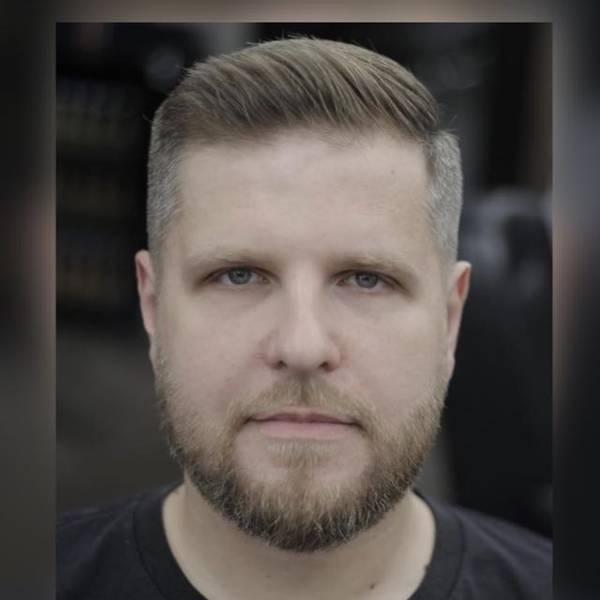 Евгений Клестов 