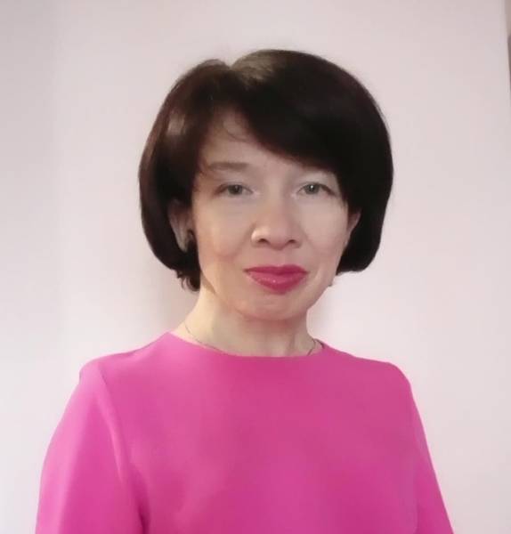 Елена Константинова 