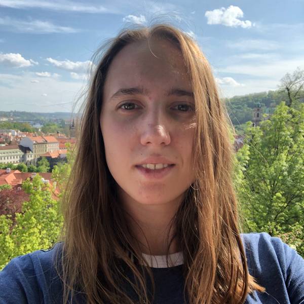 Полина Куртенкова 