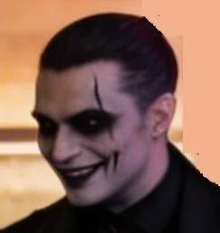 Макс Дизаер 