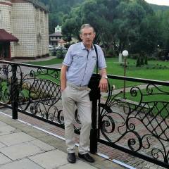 Толя Куксенок 