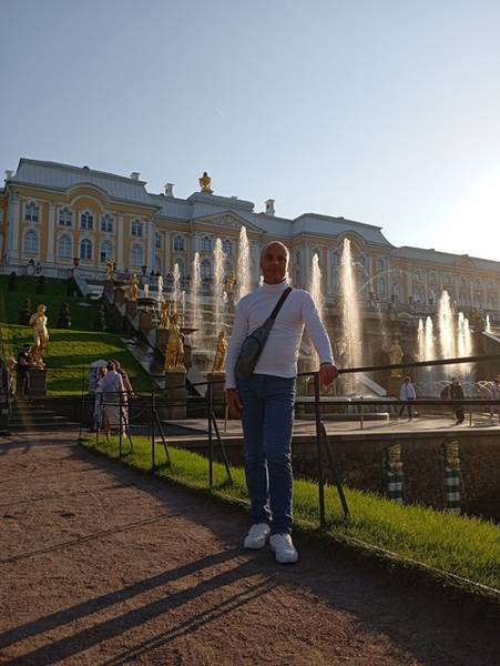 Виктор Гуд 
