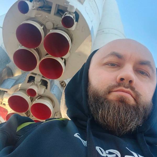 Андрей Вахрушев 
