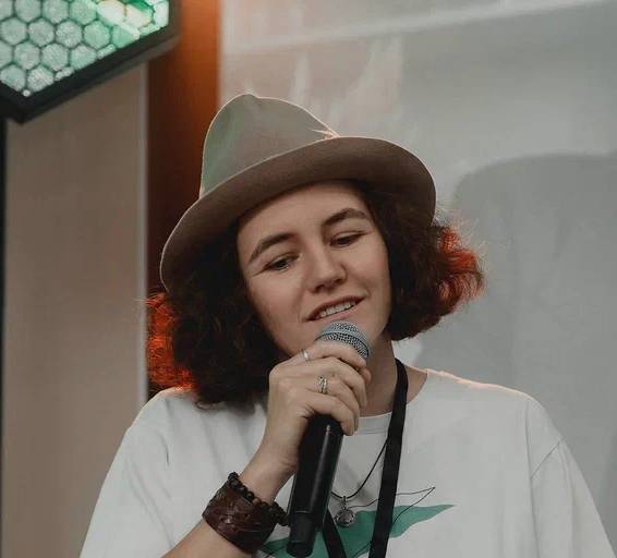 Катя Кондрашова 