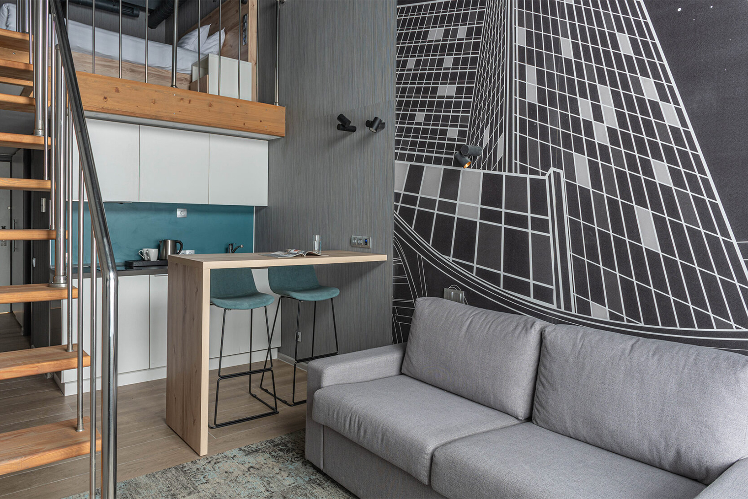 Другое общежитие Центрального университета — апарт-отель Cosmos Stay Moscow Profsoyuznaya. В номере живут по двое студентов