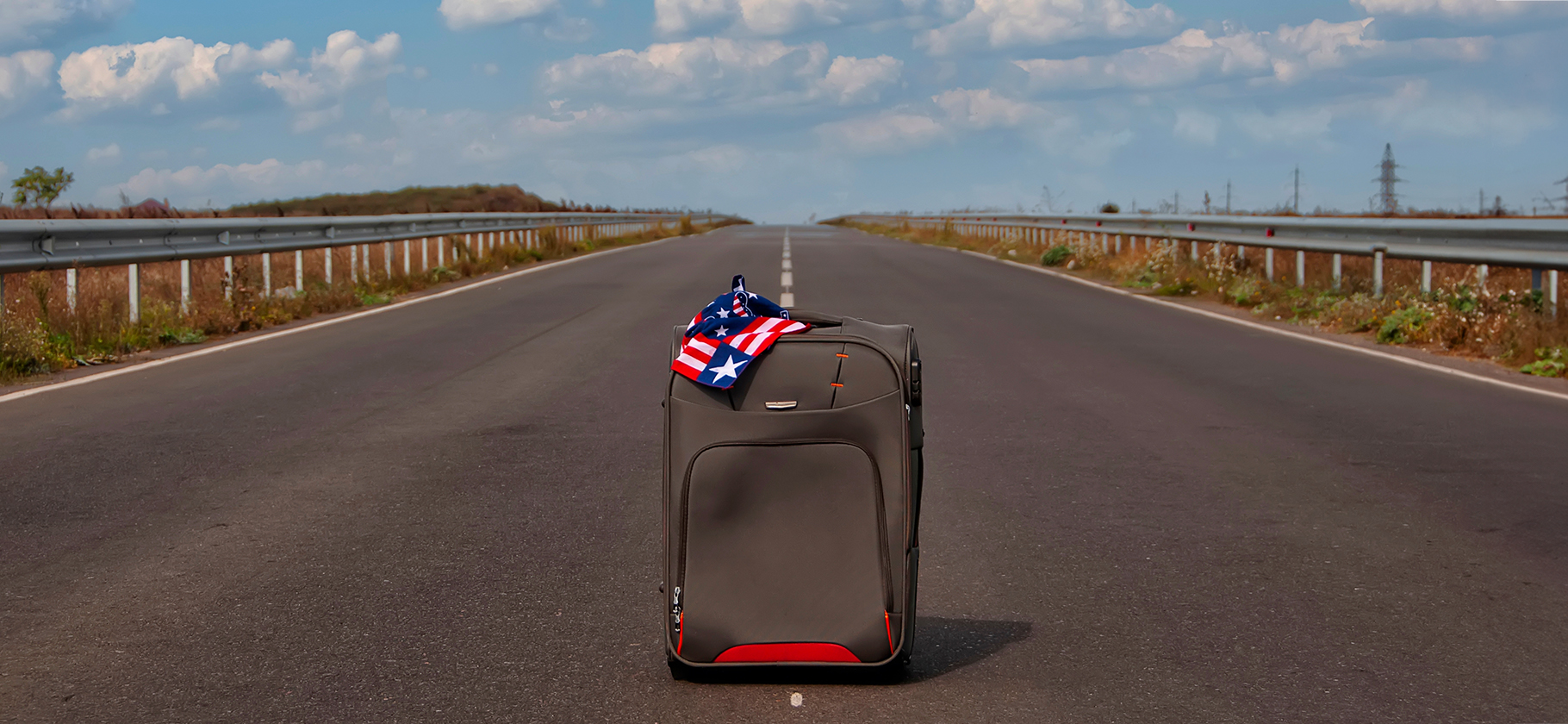 США будут прини­мать заявки на неим­мигра­ционные визы у рос­сиян только в Казах­стане и Польше