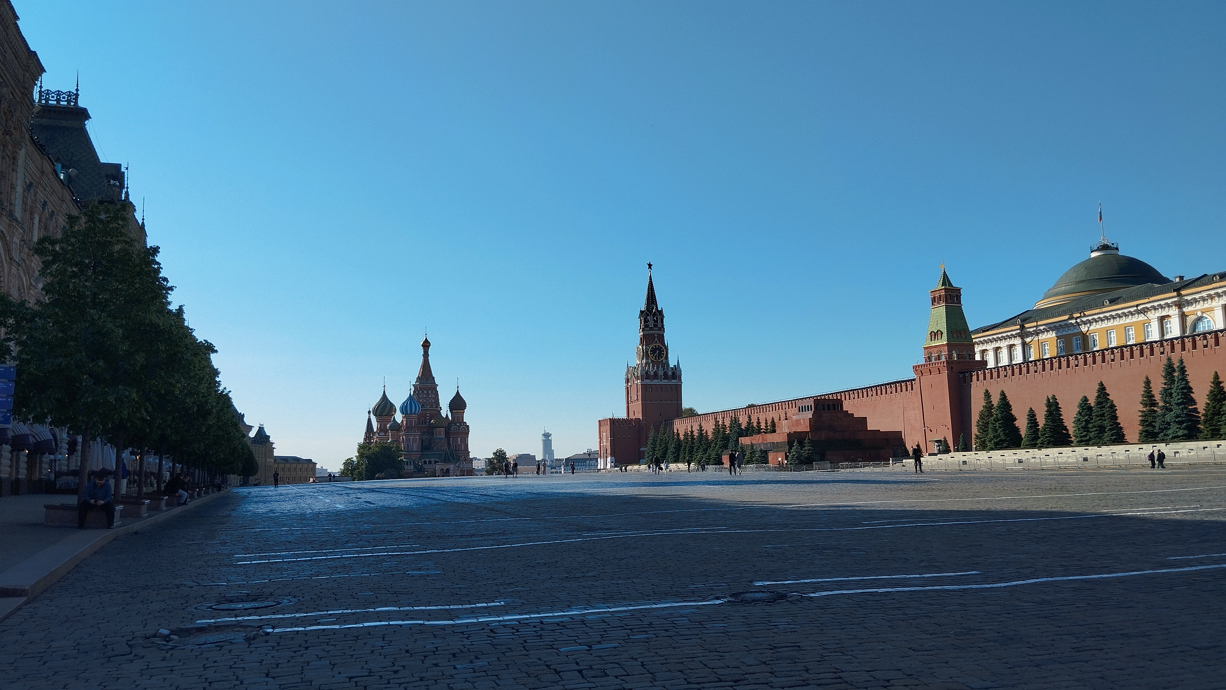 Мобильное фото: раннее утро в Москве