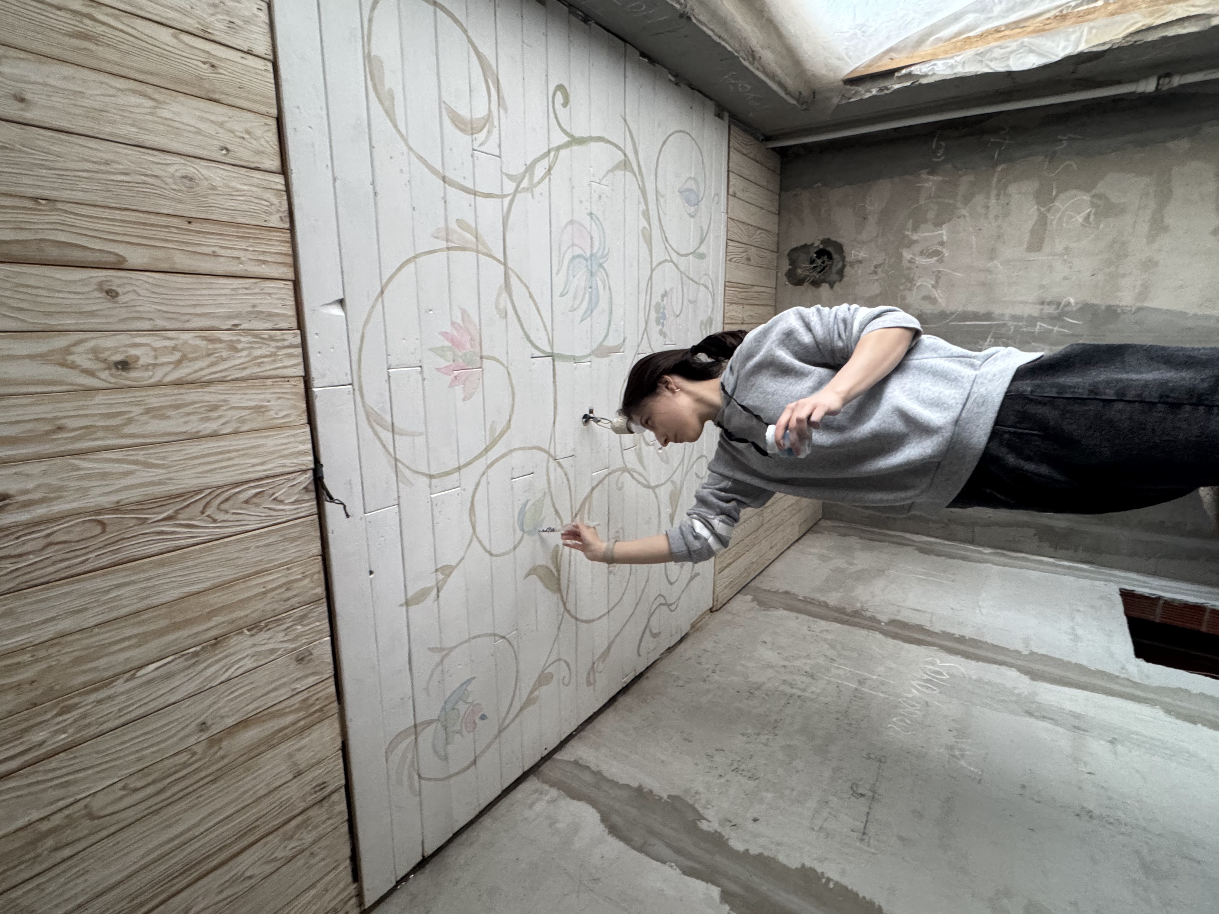 Как я расписала потолок в предбаннике