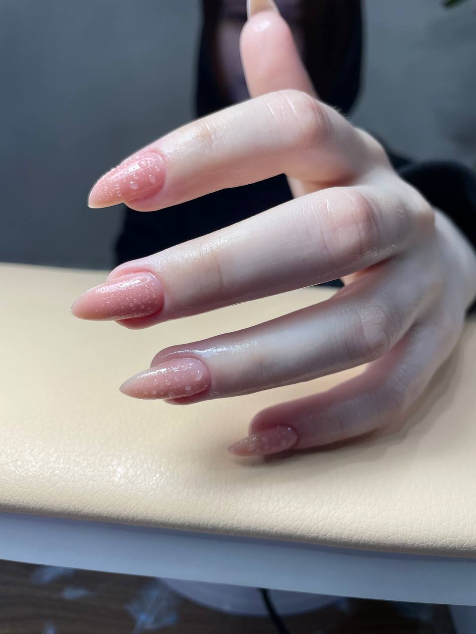 «Путь через ногти, ТВ и японские автомобили»: как я сменила пять профессий за пять лет