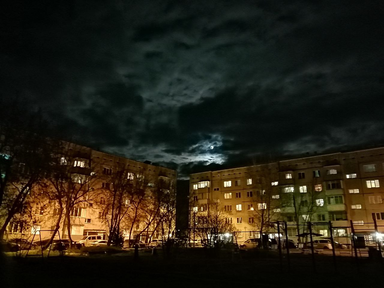 Ночная съемка: перед дождем