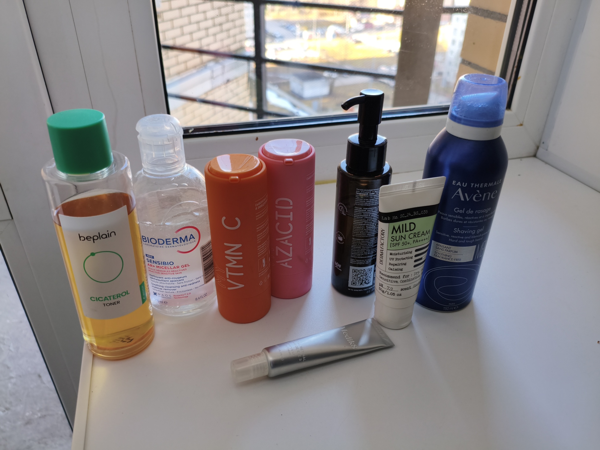 Моя косметичка: уход за возрастной комбинированной и чувствительной кожей при частом бритье