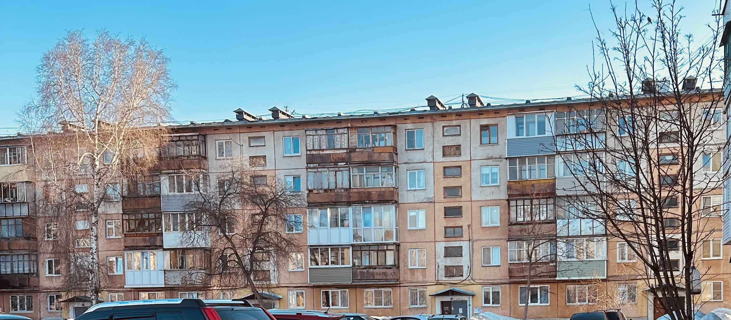 Что лучше: однушка в более новом доме или больше квадратов в доме 1972 года?