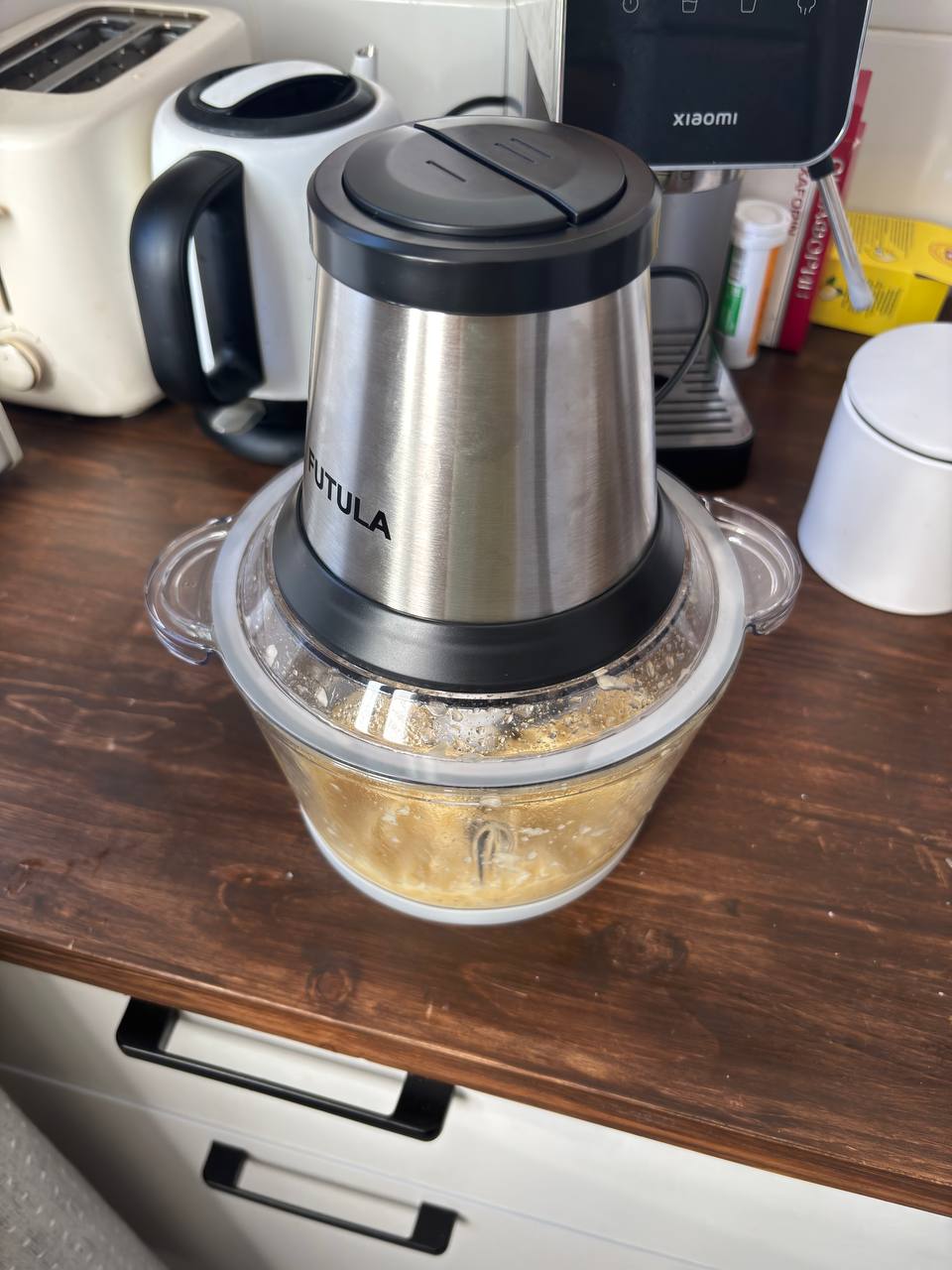 Как измельчитель Futula помогает мне приготовить любимую чесночную пасту