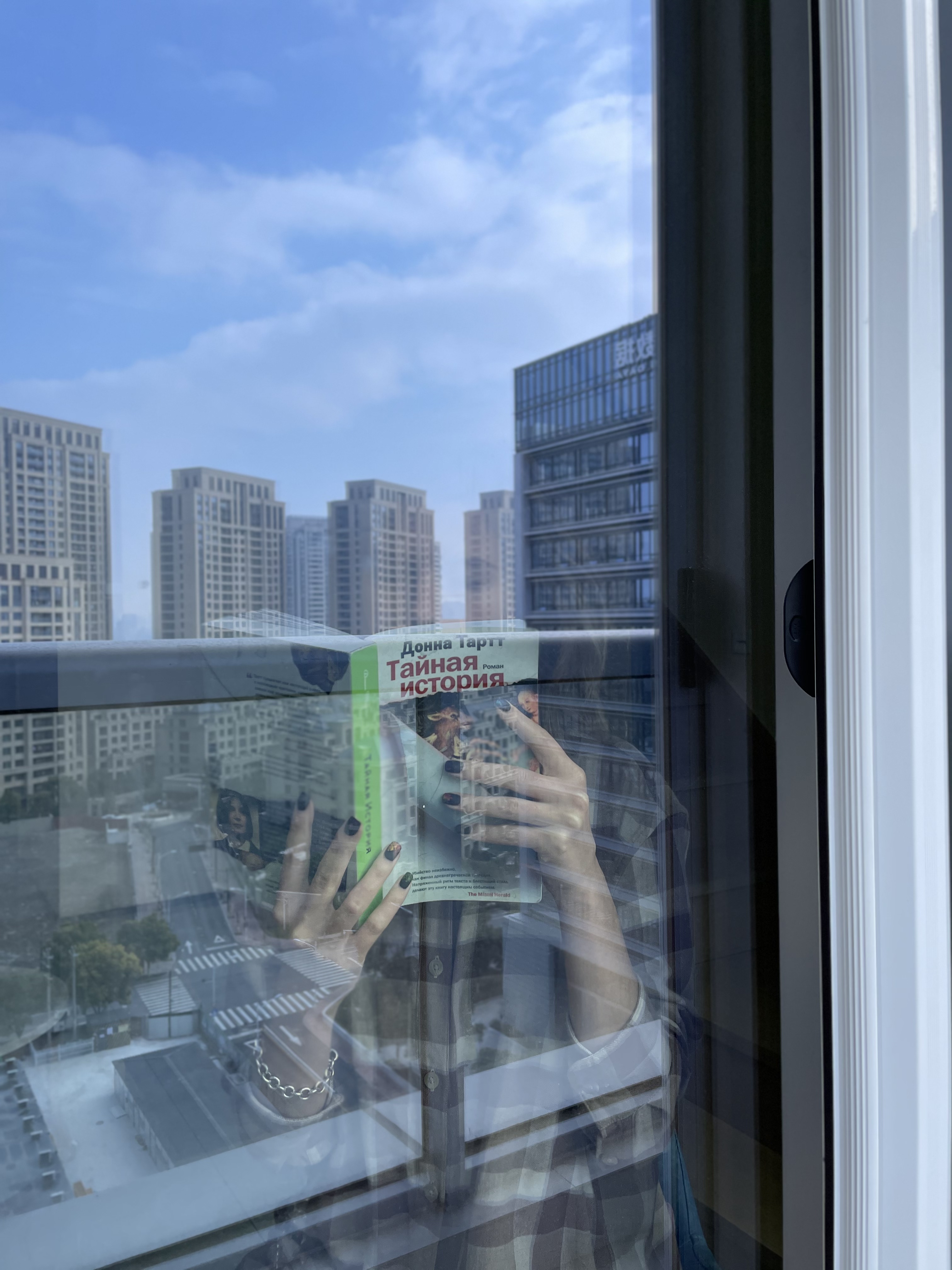 Я планирую прочитать 50 книг за 2026 год и собрать домашнюю библиотеку для сына-билингва