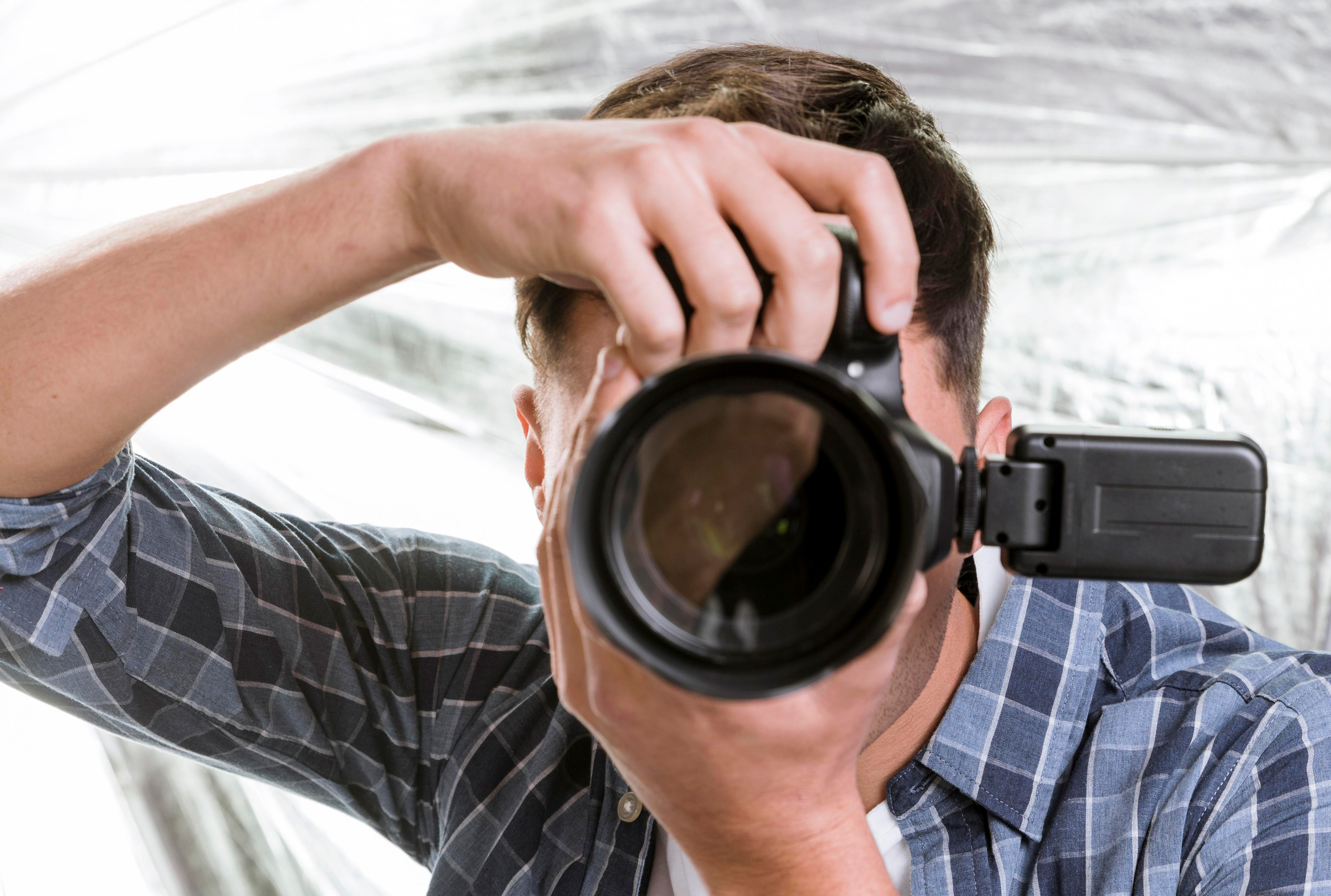 Как меня заставили утеплять окна на собеседовании на должность ассистента фотографа