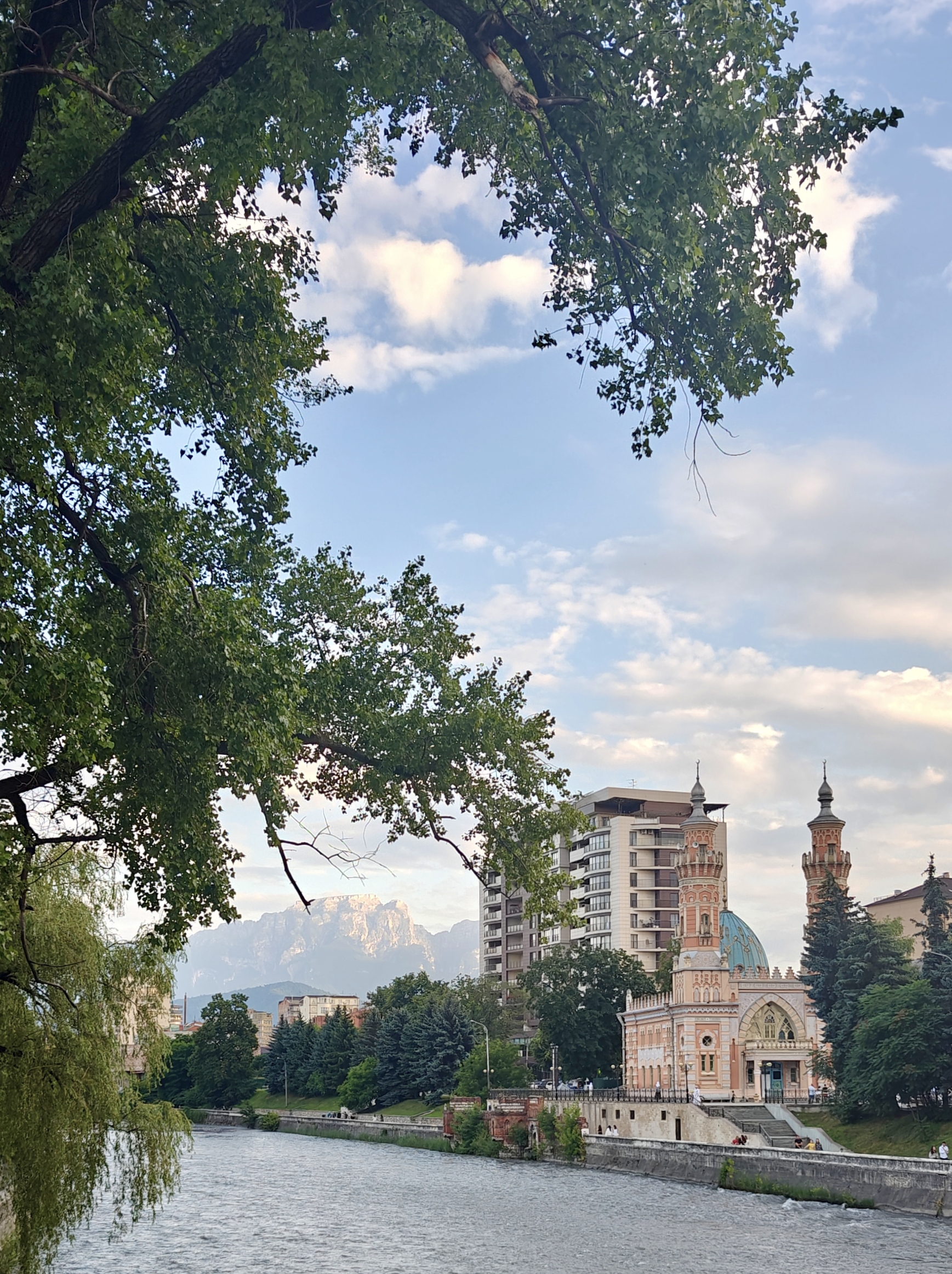 Природа, история, люди и атмосфера: почему Владикавказ занял особое место в моем сердце