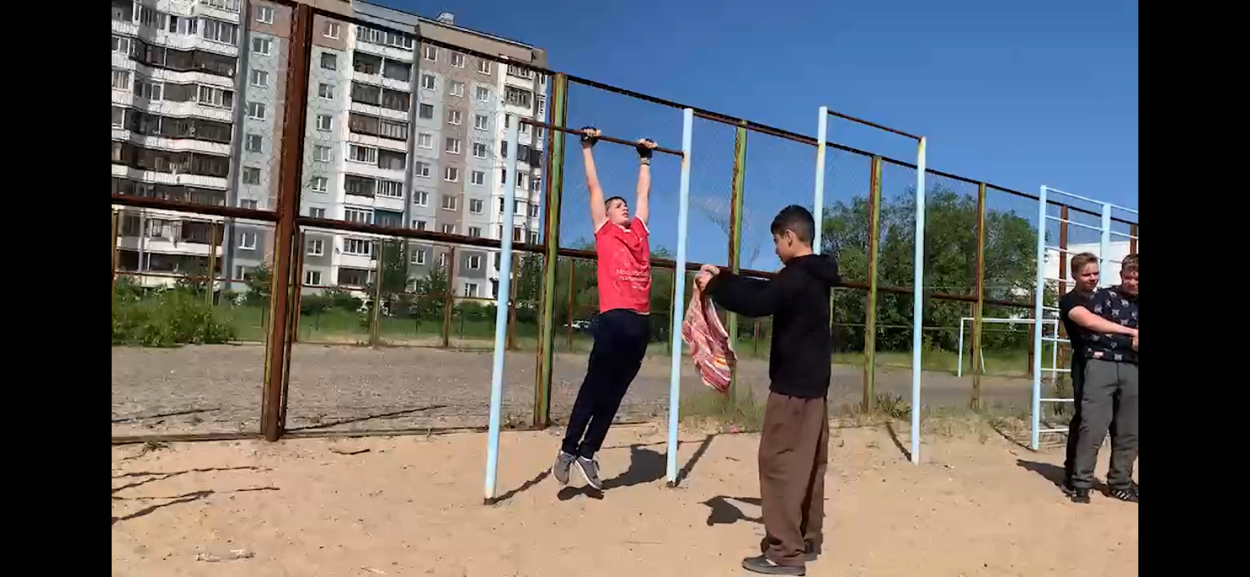 Как я сделал 1500 подтягиваний в 14 лет менее чем за 5 часов