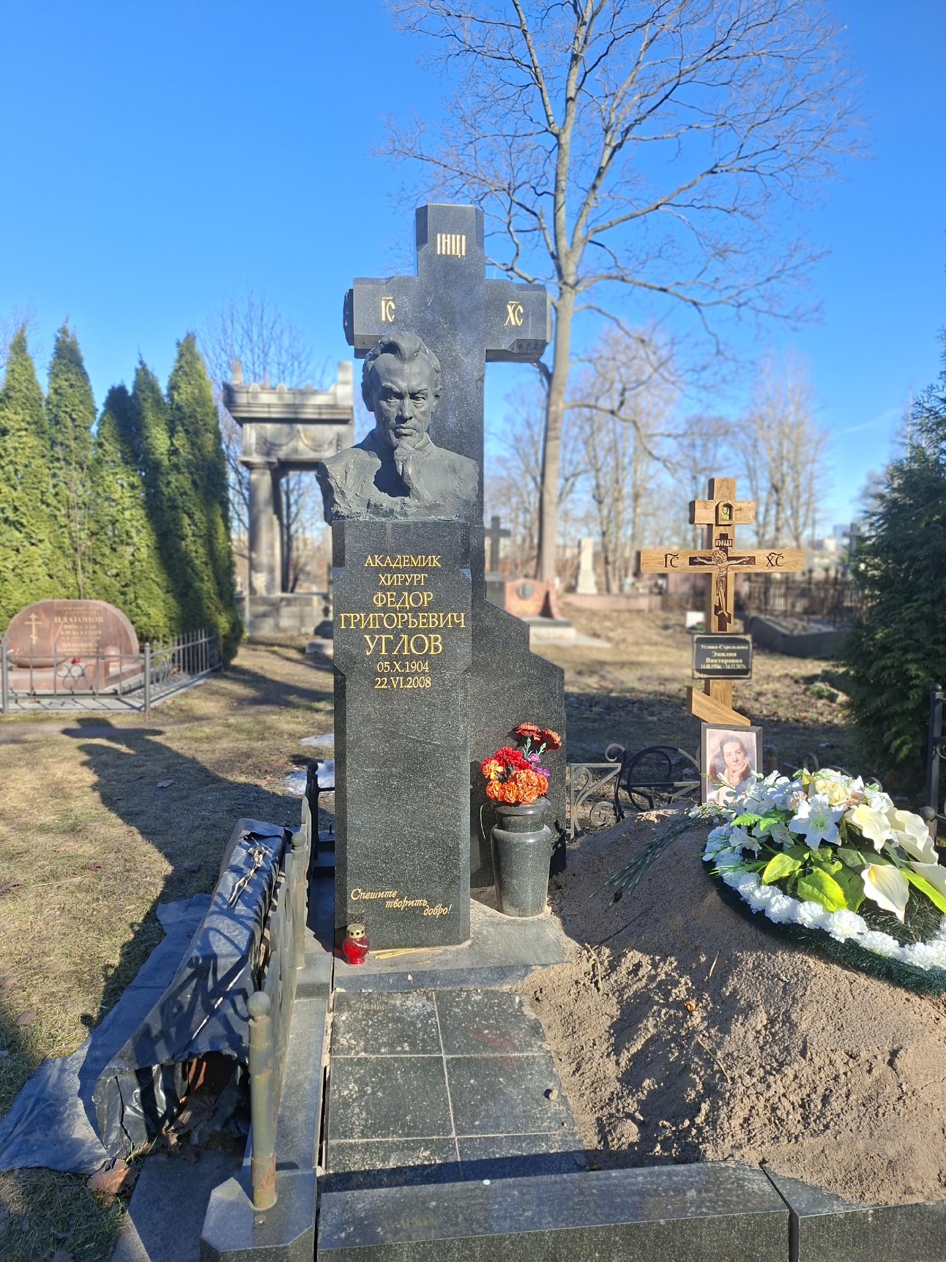 Я нашла четыре книги по заданиям, которые сама для себя придумала