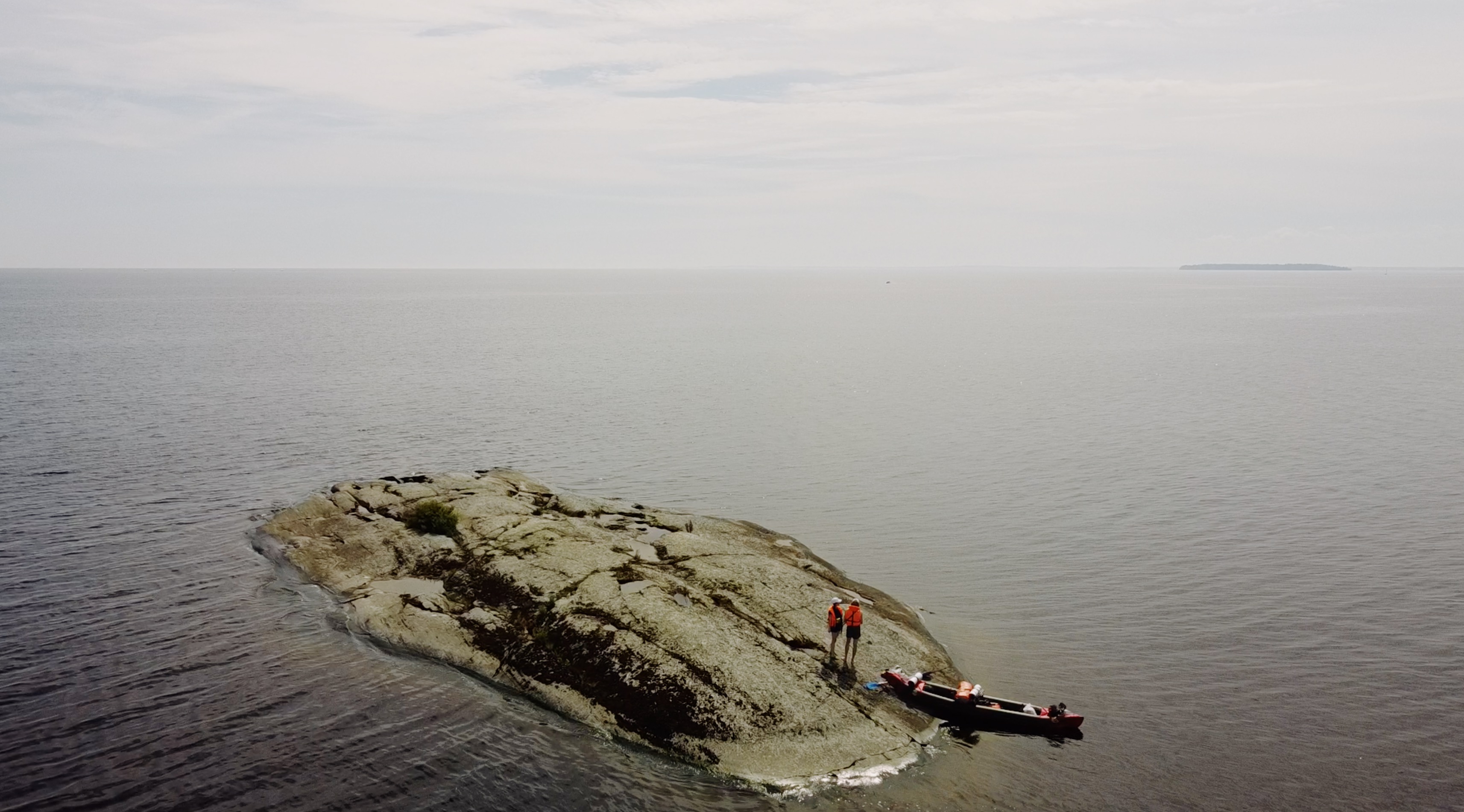 Как мы сходили в четырехдневный поход на байдарках по Ладожским шхерам