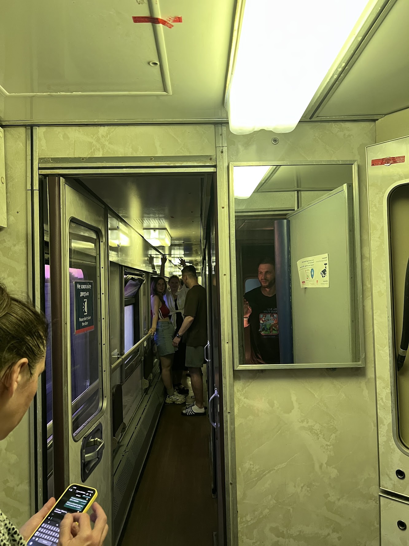 «Каждая поездка — маленький квест»: 5 курьезных случаев по дороге в командировки