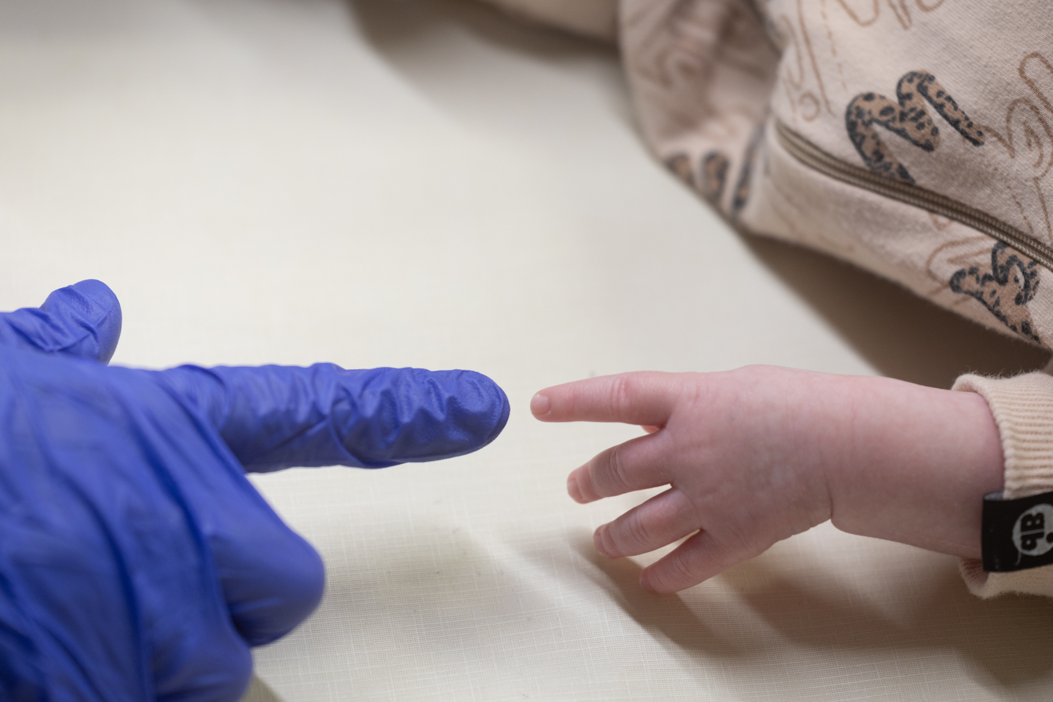 «Невидимые герои»: мы сняли фильм о врачах-неонатологах