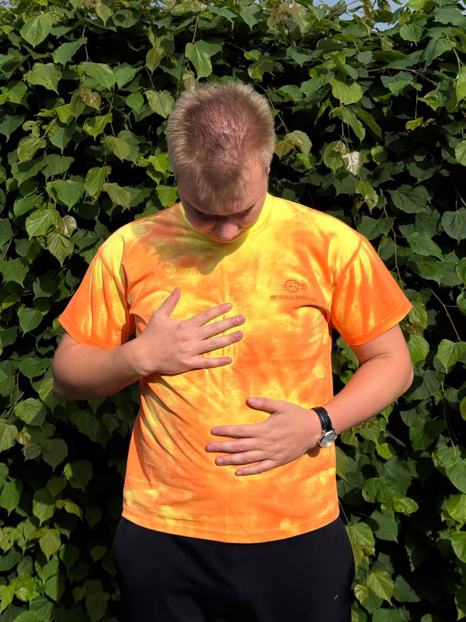 «Все думали, это невозможно»: как я разрабатывал одежду, которая меняет цвет