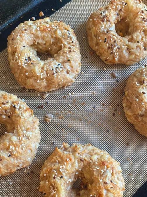 Мой завтрак: творожные бейглы в духовке