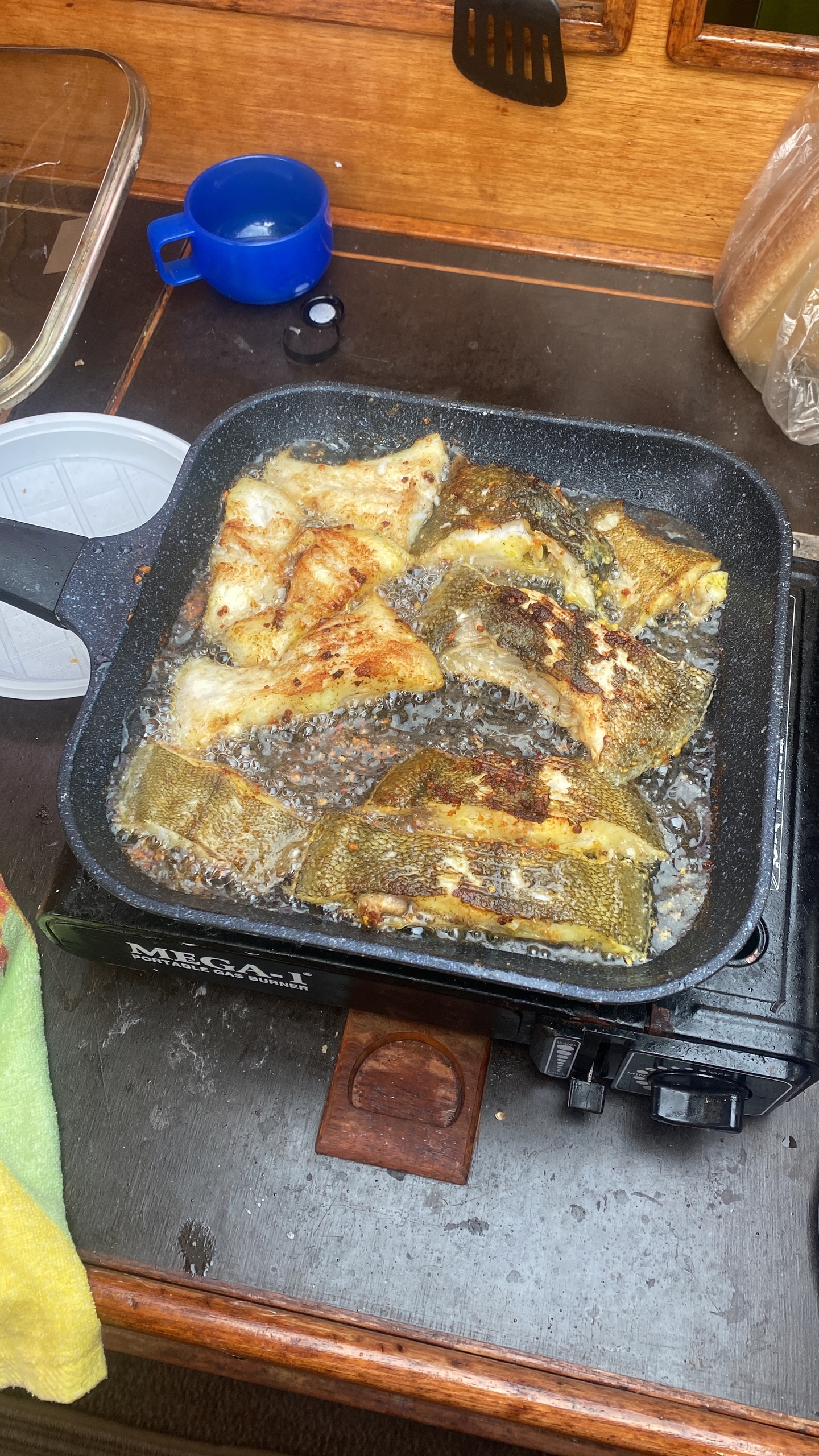 Мое застолье: морской ужин на катере