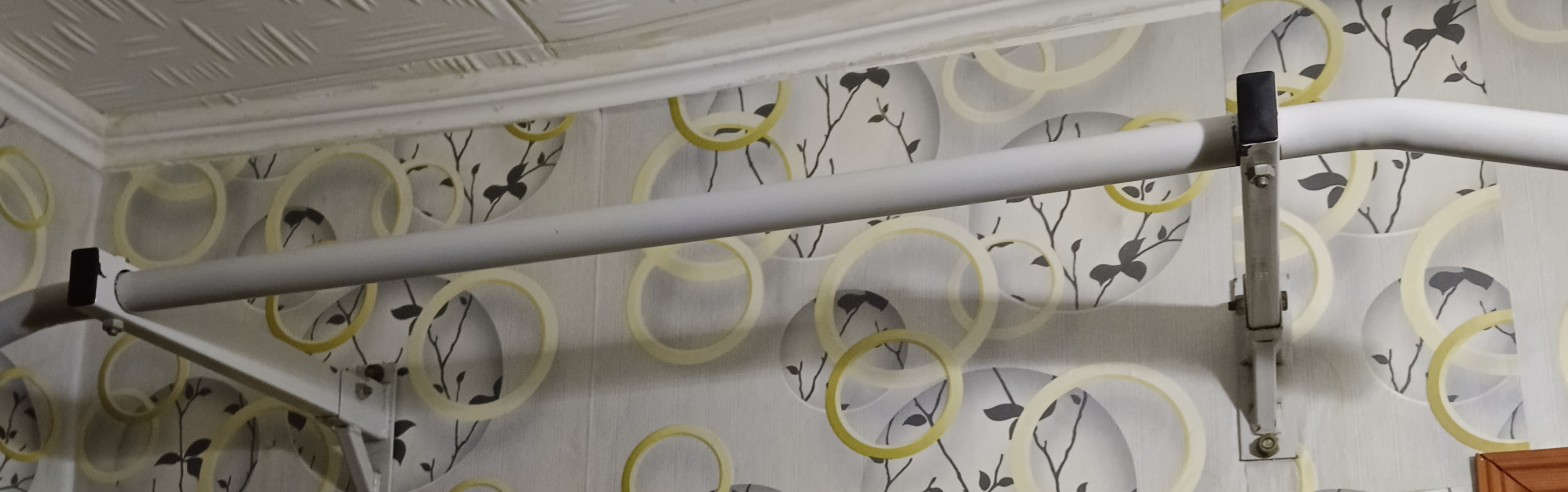 «Кровь погонять и себя не запускать»: что есть в моем спортивном уголке