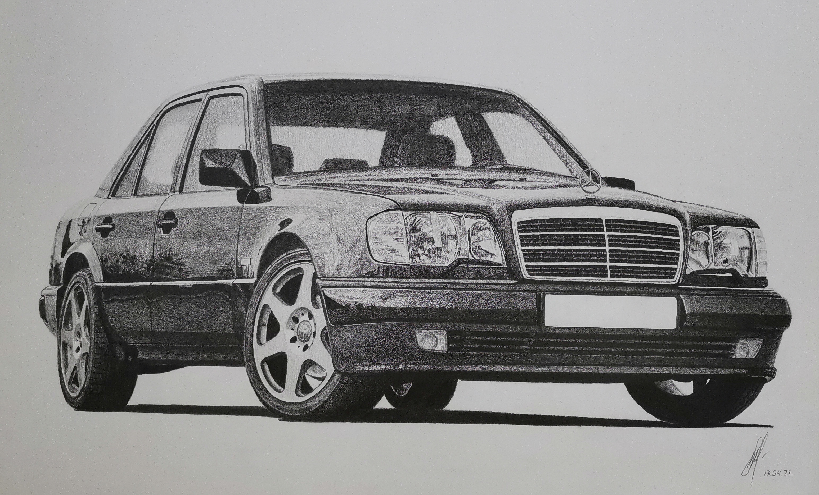 Мой рисунок: Mercedes-Benz E500 карандашами