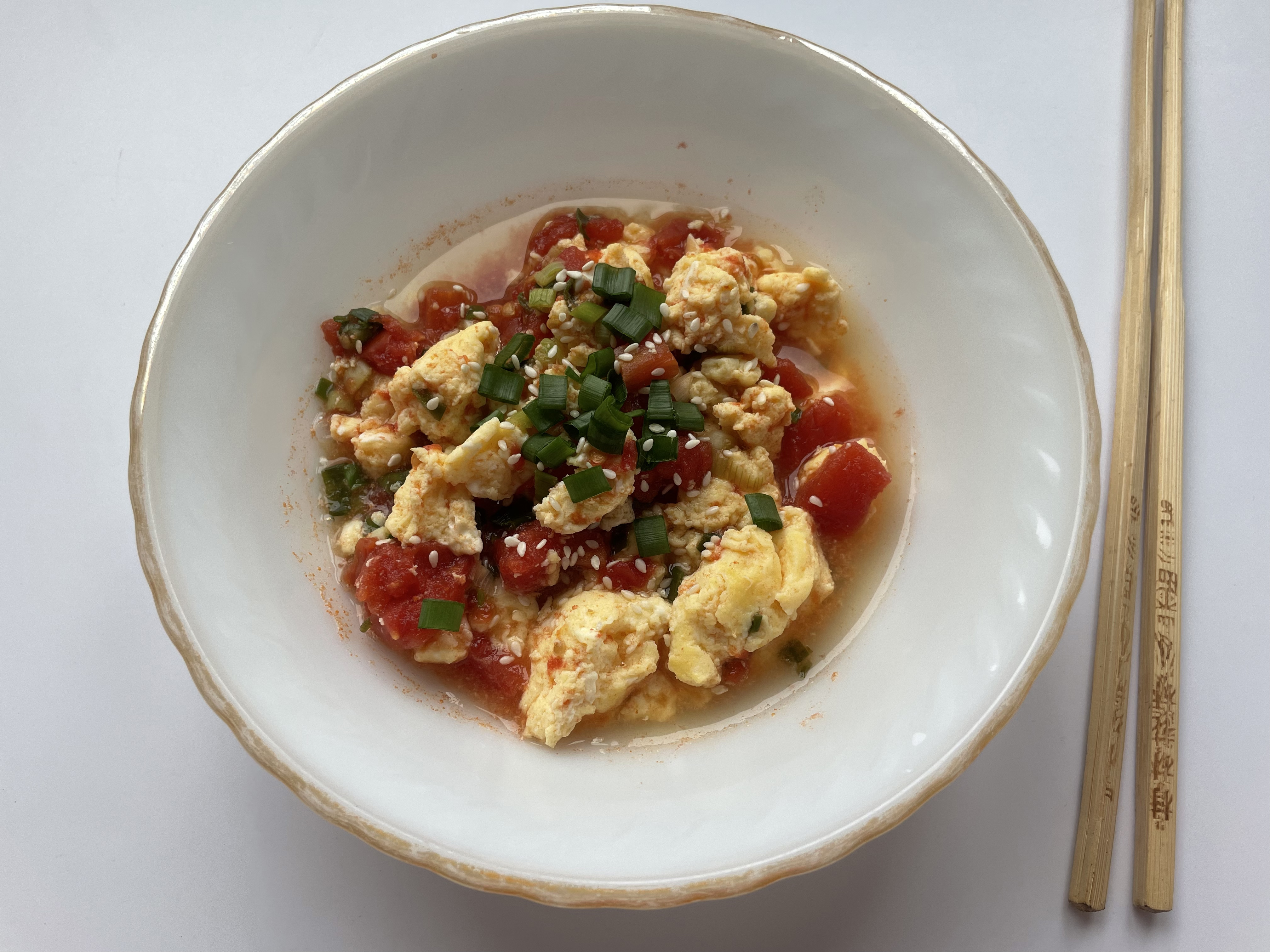 Мой рецепт: быстрый обед по-китайски Сихунши Чао Цзидань или жареные яйца с помидорами