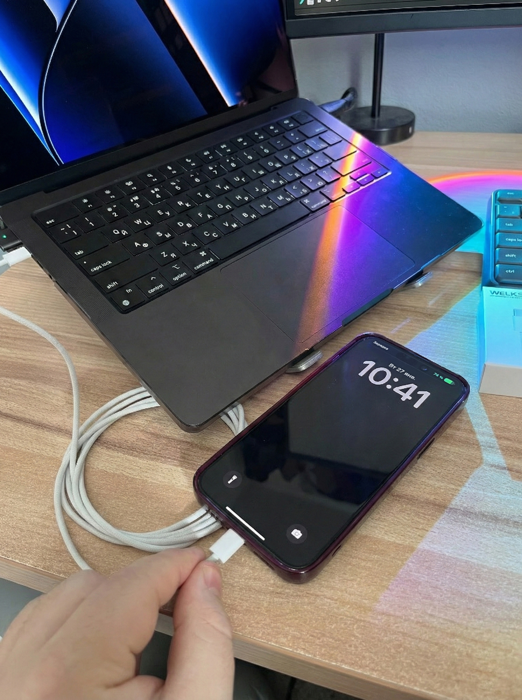 Отзыв о проводе для ноутбука, планшета и телефона за 327 ₽