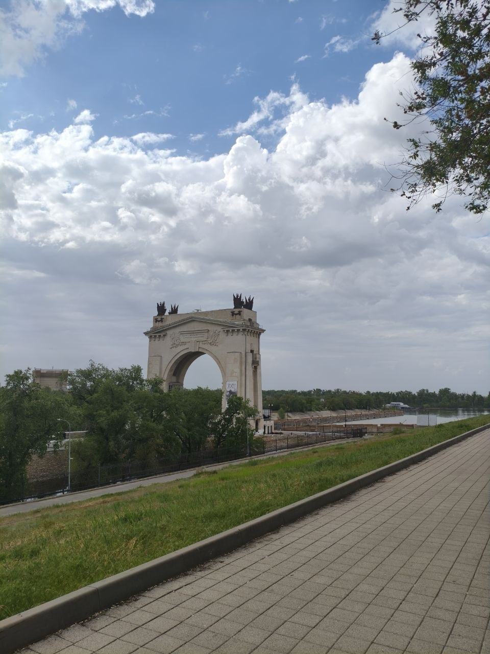 Как вы готовитесь к сезону комаров и мошек?