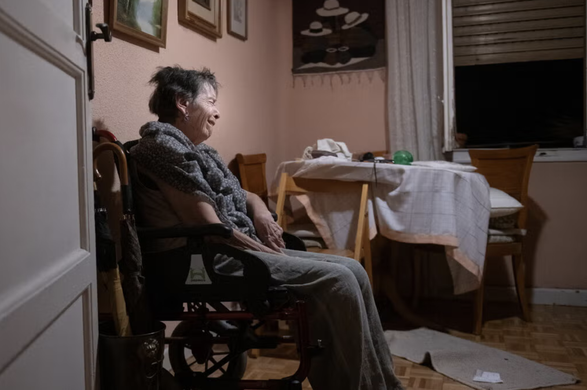 Слышали историю о пенсионерке, которую со скандалом выселили из съемной квартиры в центре Мадрида? Поделитесь, что думаете