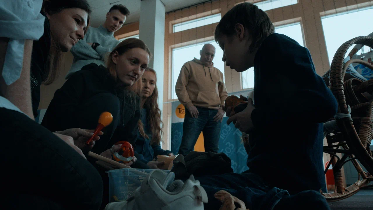 Между чудом на сцене и трудом в жизни: моя рецензия на фильм «Тихие смыслы»