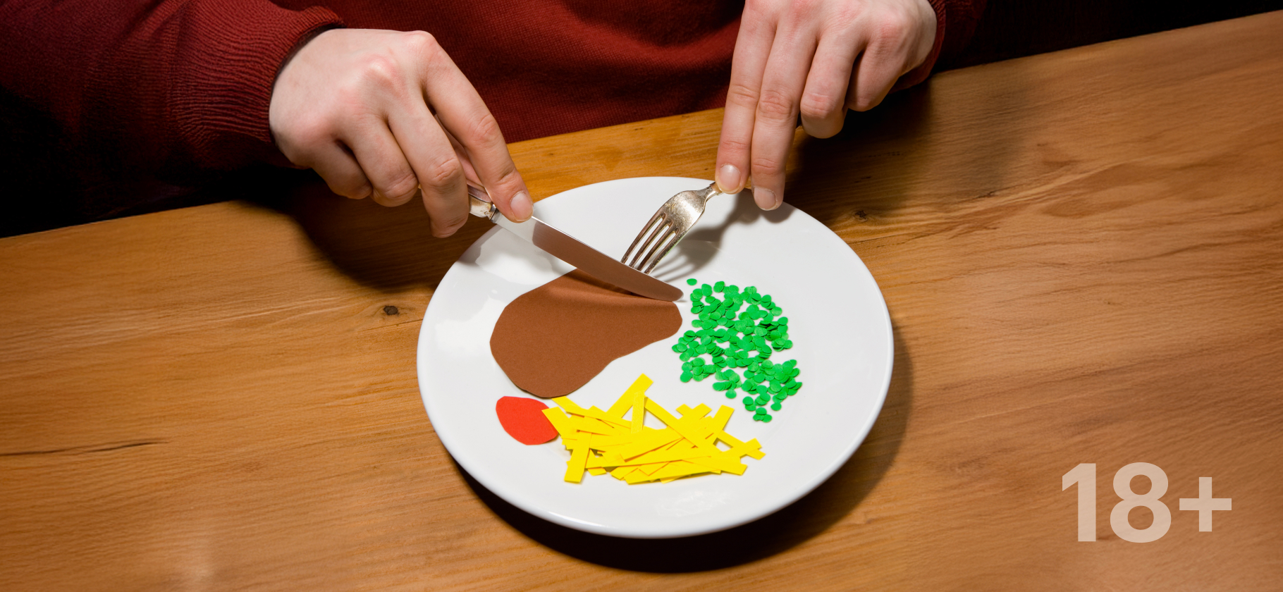 «У вас еще 500 ₽ не хватает»: 8 исто­рий о том, как обма­нывают официанты