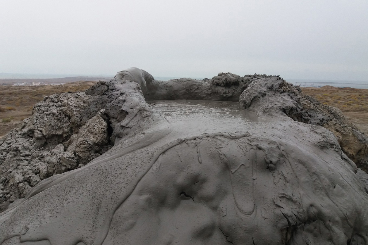 В Азербайджане самое большое число грязевых вулканов в мире