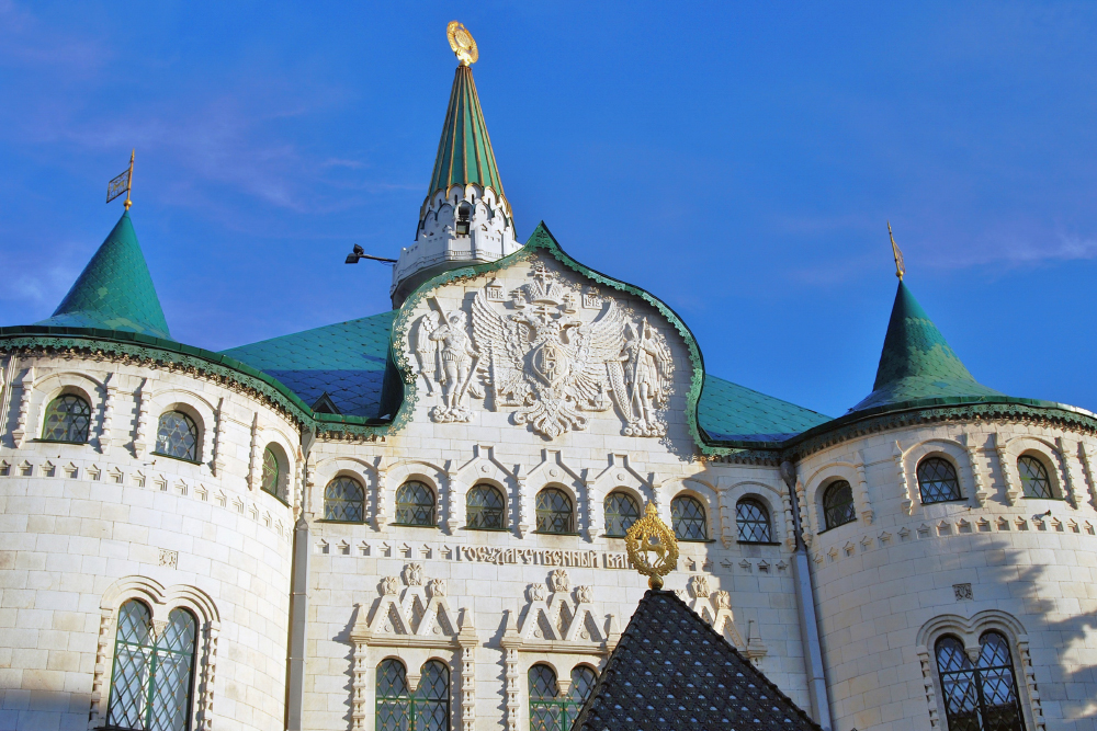 Здание Госбанка похоже на дворец или сказочный терем. Источник: Ekaterina Bykova / Shutterstock