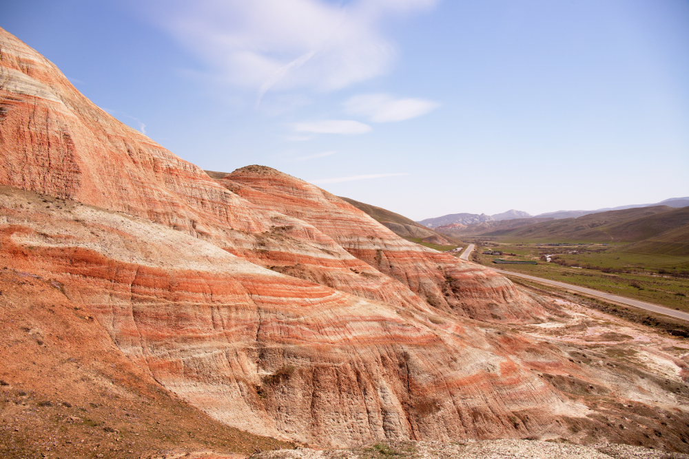 В цвете гор сочетаются красные, песчаные и терракотовые оттенки. Источник: MasyuraN / Shutterstock