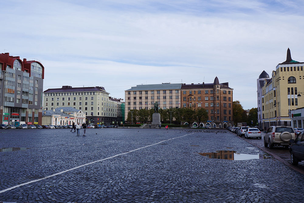 Часть фасадов исторических зданий на Красной площади восстановили. Фотография: Vadim Getmanskii / Shutterstock