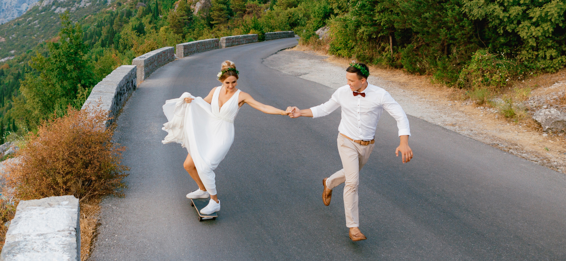 «Легко и романтично»: 10 вариантов, как провести свадьбу с бюджетом в пределах 100 000 ₽