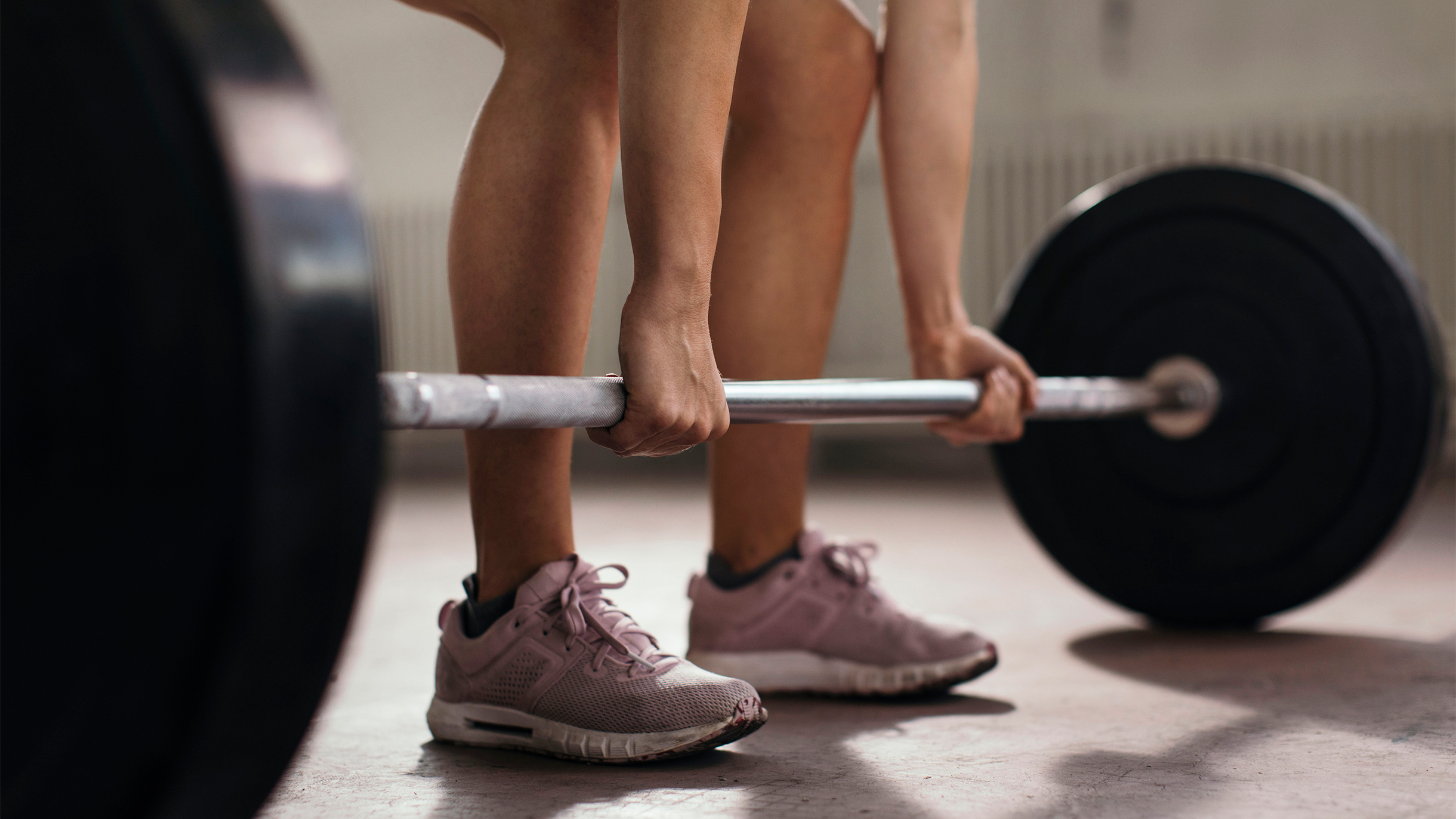 Становая тяга: польза упражнения и как правильно его выполнять