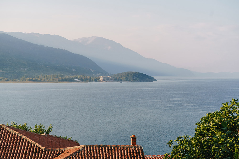 Охридское озеро находится на границе с Албанией