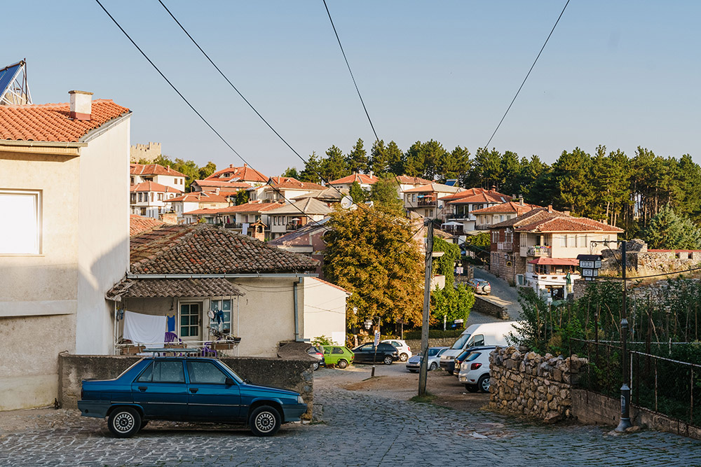 В жару гулять по Охриду тяжеловато, потому что улицы — это постоянные спуски и подъемы