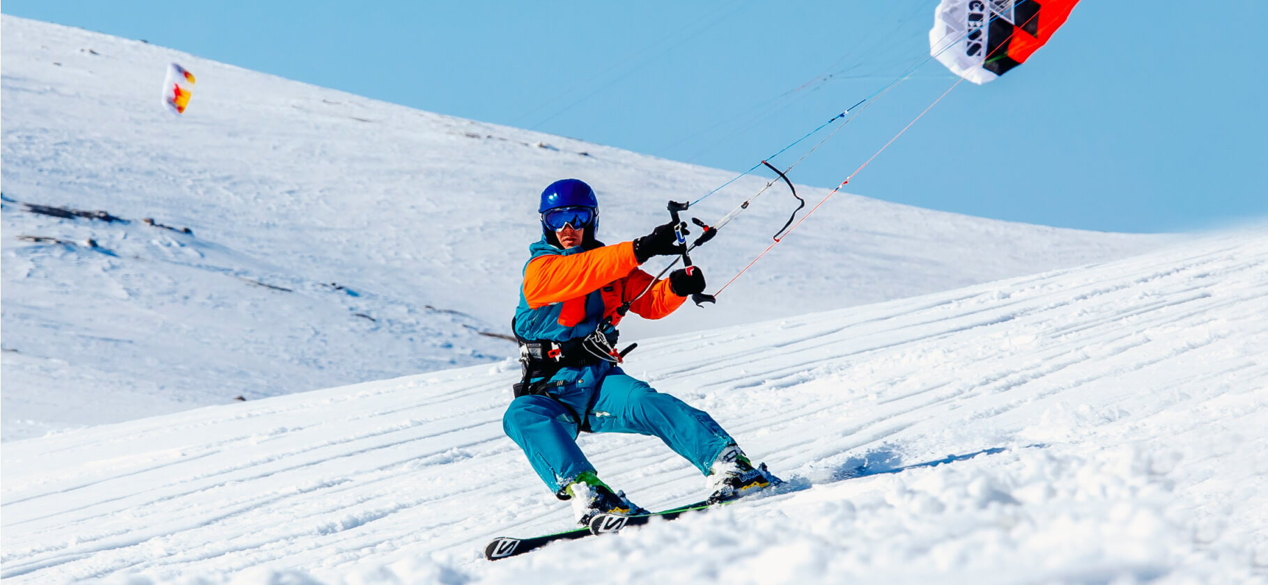 Лыжи, коньки и сноукайтинг: 8 зимних видов спорта